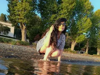 HellenMoon  live sex cam