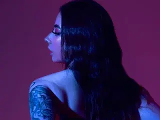 RoxanneWill  live sex cam