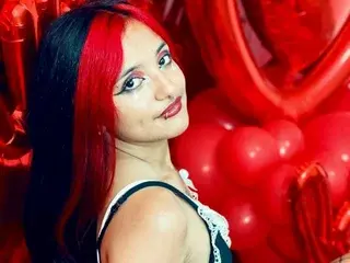 Carolinerue  live sex cam