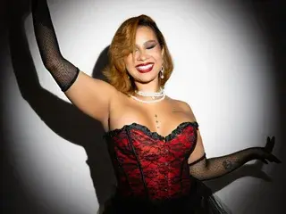 Sagitariuusgirll  live sex cam