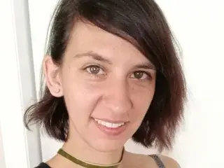 AngelVixxen  live sex cam