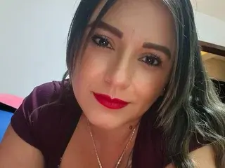 Isabellaa83  live sex cam