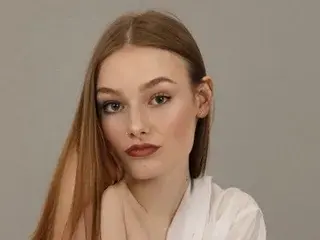 Arieell  live sex cam