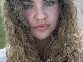 SincereGrace  live sex cam