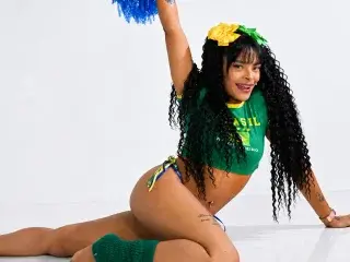 EmmaEbonyX19  live sex cam