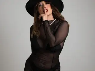 LisaKiim  live sex cam