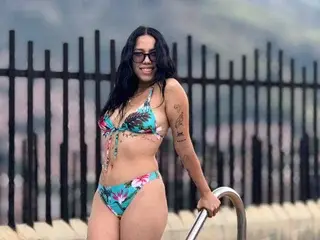 AriaLuxx  live sex cam