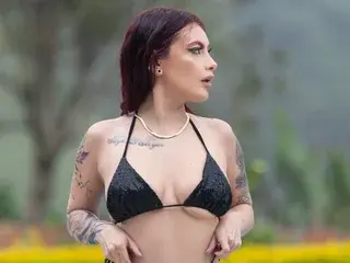 MelannyLuuv  live sex cam