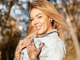 MistressLanaSecrets  live sex cam