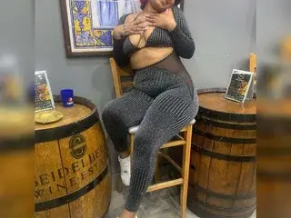 SativaXXXX  live sex cam