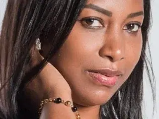 Sweetbrown4u21  live sex cam