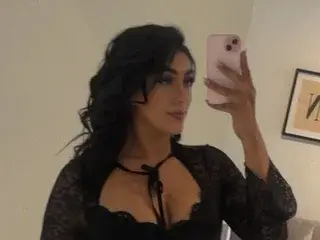 Saray_Collinss  live sex cam