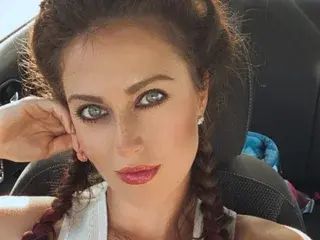 Luckylexx  live sex cam