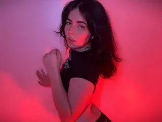 AliinaFontaine  live sex cam