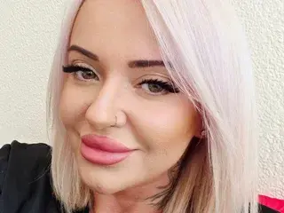 BustyEmaXX  live sex cam