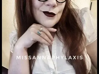 MissAnnaPhylaxis  live sex cam