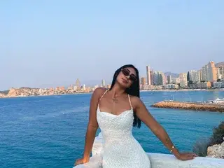 BellaHurst  live sex cam