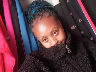 Airwhisper  live sex cam