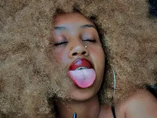 Airwhisper  live sex cam