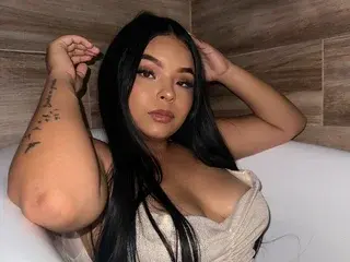 AlinaRosas  live sex cam