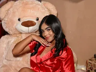 MiaaCaastro  live sex cam