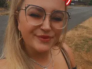 Missy_evans25  live sex cam