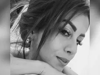 PamelaCortes19  live sex cam