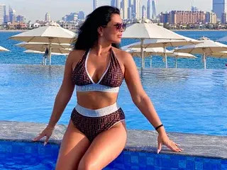 SireniaBaby  live sex cam