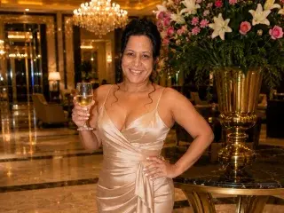 Camil4milf  live sex cam