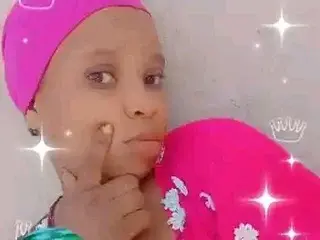 Darksweetberry18  live sex cam