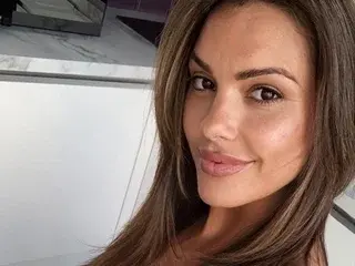 Kaylahxxx  live sex cam