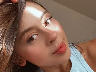 SabrinnaAdams  live sex cam