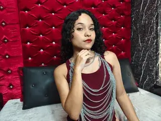 Isabella_Ramirezz  live sex cam