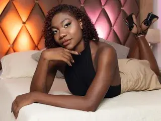 KassandraWest  live sex cam