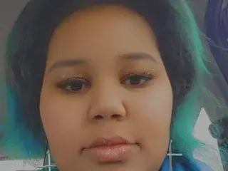 Chocolate_bella  live sex cam