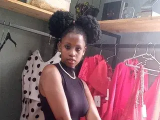 EbonyPoisonCunt  live sex cam
