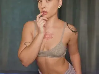 RylieParker  live sex cam