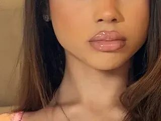 Tiny_petite_jaida  live sex cam