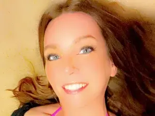 BriannaBangs117  live sex cam