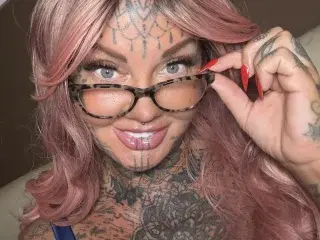 CandyApplesxXx  live sex cam