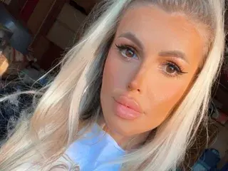 Amidalaxxx  live sex cam