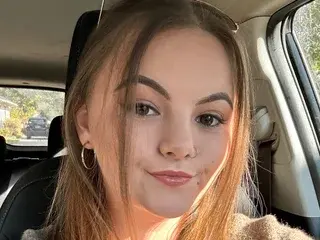 MayaCraft  live sex cam