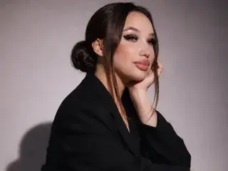DIXYIE  live sex cam