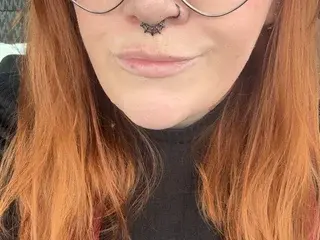 GingerGeri  live sex cam