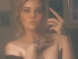 IVY2224949444  live sex cam