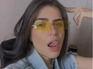 Meurieff  live sex cam