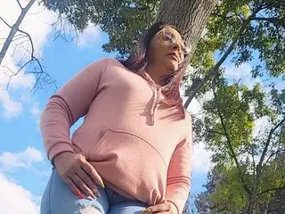 GinaMyers  live sex cam