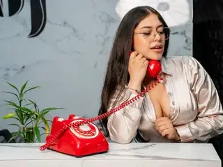 NiicolleW  live sex cam