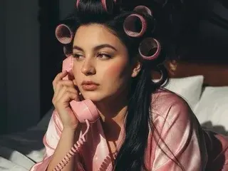 Suriekoff  live sex cam
