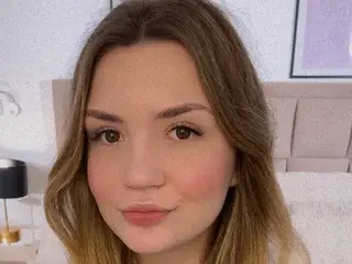 Reneswee  live sex cam